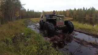 НА БОЛОТО на ВЕЗДЕХОДЕ. СОБИРАЕМ КЛЮКВУ.