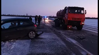 Выехала под встречный КамАЗ: мать и сын погибли под Оренбургом