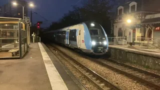Transilien L SNCF - Arrivée d'une Z50000 au Val d'Or