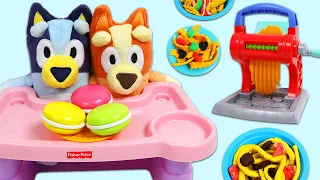 Disney Jr Bluey and Bingo Cook Play Doh Pasta Meal & Dessert | Fun & Easy DIY Play Dough Crafts!