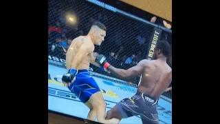 Chris Weidman suffers serious leg injury at UFC 261 vs. Uriah Hall