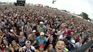 Die Antwoord @Pukkelpop 2014 "Enter The Ninja" Crowd diving GoPro