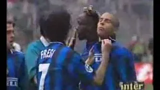 RIGORE NETTO SCANDALOSO!!!!!!JUVE-INTER 1998.mp4