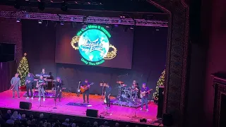 Leonid & Friends Des Plaines Theatre Dec 2022