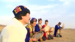 Uyghur folk song - Yéngi Baghning Almisi | يېڭى باغنىڭ ئالمىسى