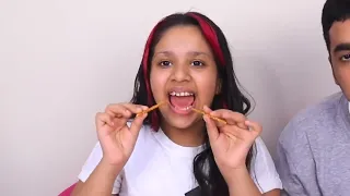 تحدي الأكل بدون يدين ضد يد واحدة ضد يدين !! شفا ضد عبود😂no hand vs one hand eating challenge