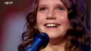 Amira Willighagen - VTM News - 30 December 2013