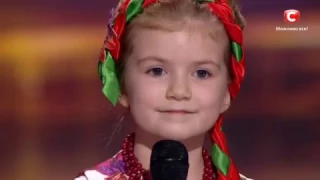 Cute girl - national song-  on Ukrainian Got Talent 2017