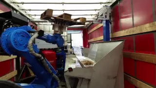 Pallet Disassembly using Robotic Underwater Sawing