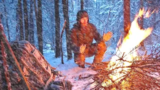 Emergency Snowstorm Survival with a Vehicle Survival Kit