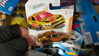 Удачная охота по АТБ на Hot Wheels STH нашёлся id '15 DODGE CHARGER SRT