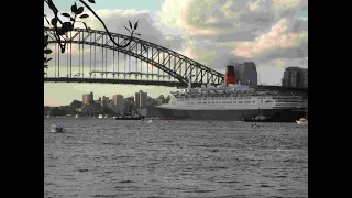 The meeting of QE2 and Queen Victoria at Sydney 2008