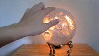 Kelliena Psychic Tips - How to read a Crystal Ball (Basic)