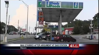 Angry man chases gas station patron with machete