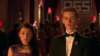 Carmen and Gary dancing from Spy Kids 2