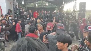 SOSIAL SOSIAL - DEMOKRASI UJUNG TAI LIVE AT OISHOWCASE VOL.4 CIREBON