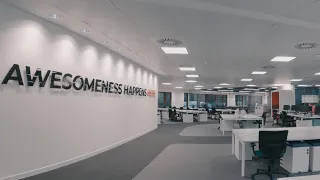 Office tour in London with and FPV Cinewhoop drone