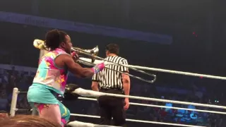 WWE Smackdown 5-31-16 Xavier Woods distracts AJ Styles