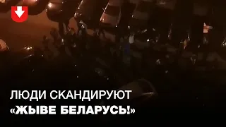 Люди вышли на марш в Сухарево вечером 10 декабря