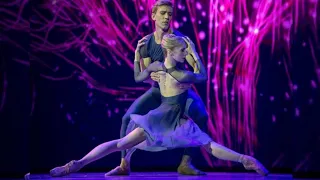 Christopher Wheeldon: This Bitter Earth Pas de Deux - Melissa Hamilton and Dawid Trzensimiech