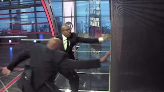 Charles Barkley and Kenny Smith have race for the ages on ‘Inside the NBA’