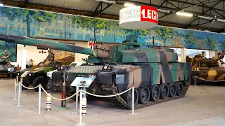 VLOG | Musée des Blindés | French Museum of Armoured Vehicles