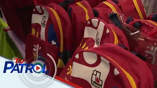 Taguig LGU namahagi ng school supplies sa 'Embo' barangays | TV Patrol