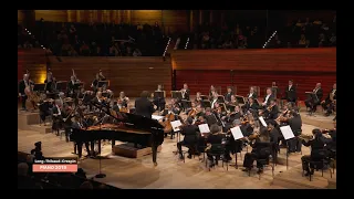 Kenji Miura - Chopin Piano Concerto No.2 with Orchestre National de France & Jesko Sirvend
