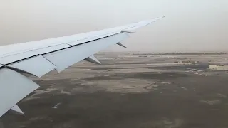 Etihad Boeing 787 Landing in Abu Dhabi