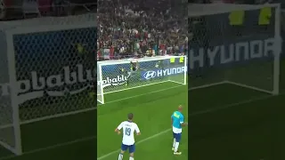 Gigi Buffon🤣