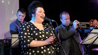 "Cheek to Cheek" by Jazz singer Marianne McGregor with Colin Steele at 2022 Aberdeen Jazz Festival