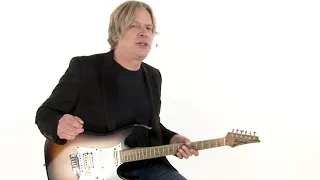 Andy Timmons Guitar Lesson - Find Melodies in Triads Playalong - Melodic Muse