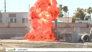 Controlled detonation: Las Vegas bomb squad does downtown demonstration