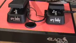 Crybaby Wah comparison Standard GCB-95 versus Classic