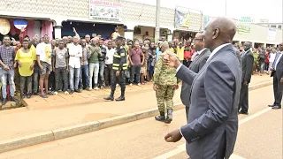 BEAUTIFUL MOMENT AS PRESIDENT RUTO INTERACTS WITH HUSTLERS AT A VILLAGE IN RWANDA!!