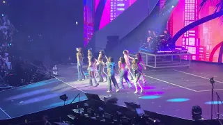 TWICE - Alcohol-Free (Acoustic Version) (2023-06-12, Oakland Arena, Oakland, CA) [4K HDR]