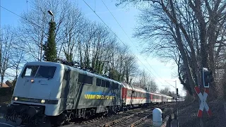 Bahnübergang im Krugfeld Hildesheim Züge am Samstag 12.3.2022 Railadventure Sonderzug