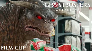 GHOSTBUSTERS: AFTERLIFE Clip - Hungry | With Captions