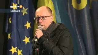 Арсеній Яценюк на сцені Євромайдану 14 грудня 2013 року