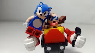 LEGO Eggman calls the police