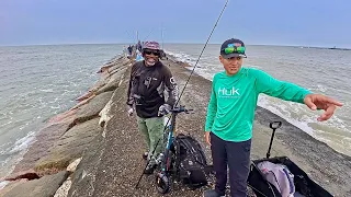 So many local YouTubers stormed the jetty (S7 E71)