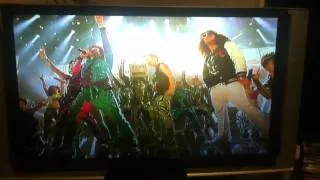 AMA Finale!! LMFAO & Justin Bieber Shuffling