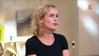 Portrait intimiste de Sandrine Bonnaire (1ère partie) - Thé ou Café - 02/10/2016