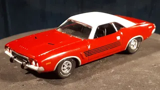 1/64 Dodge Challenger Rallye 1973 by Auto World diecast