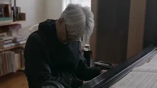 ryuichi sakamoto playing bach