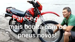 XLR 125 ES, 2002, TROCA OS PNEUS PELA PRIMEIRA VEZ!