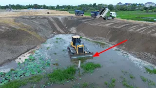 Update Bulldozer Shantui Pushing Sand to filling water with dump water