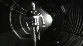 The Prodigy - Firestarter (Official Video)