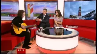 STEVE HACKETT-GENESIS REVISITED 2-BBC BREAKFAST-24.10.2012