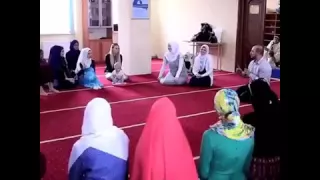 Украинка принимает  Ислам